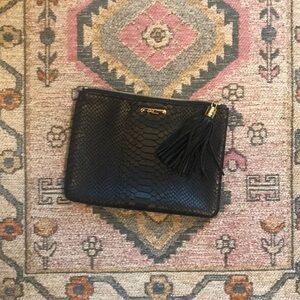 GiGi New York All in one bag